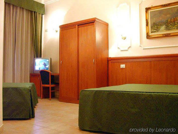 Hotel Philia Rome Exterior photo